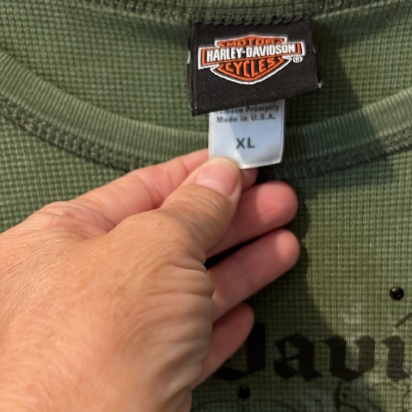 Harley Davidson long sleeve thermal. - Picture 2 of 4